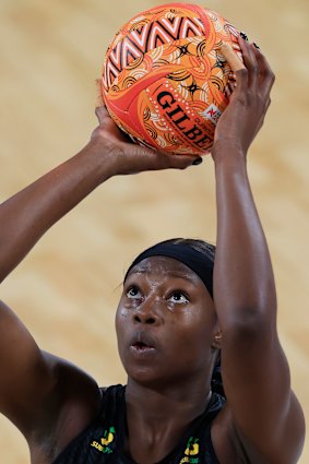 Shimona Nelson of the Magpies is a picture of concentration as she prepares to shoot. 