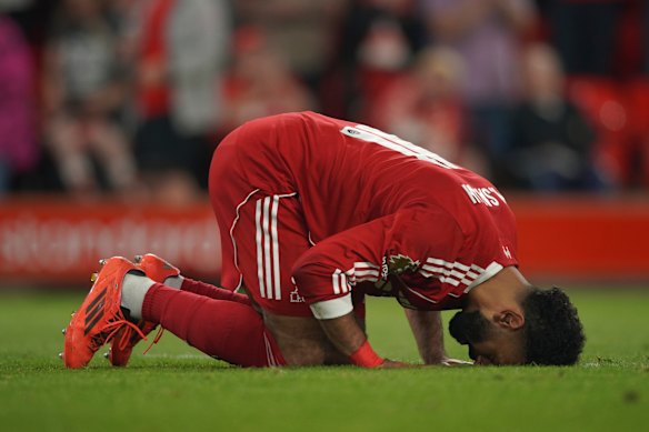 An emotional Salah after scoring his winner and celebrating Jota style.