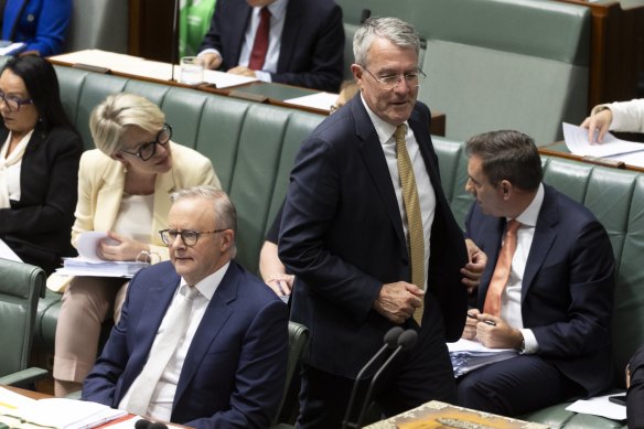 Prime Minister Anthony Albanese and Attorney-General Mark Dreyfus were at odds on sentencing for terror and hate symbols.