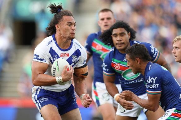 Club captain Raymond Faitala-Mariner is on the outer at the Bulldogs.