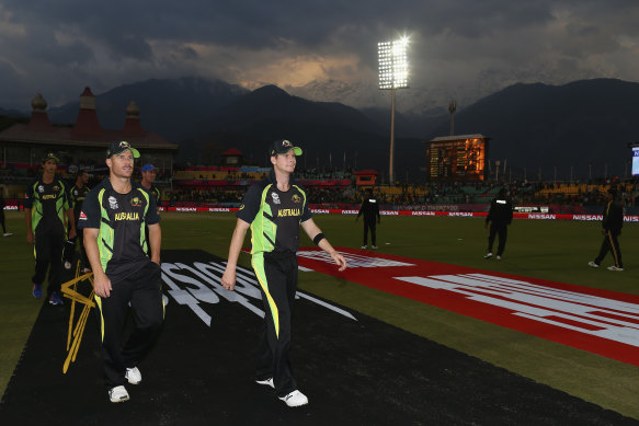 David Warner and Steve Smith at HPCA Stadium in 2016.