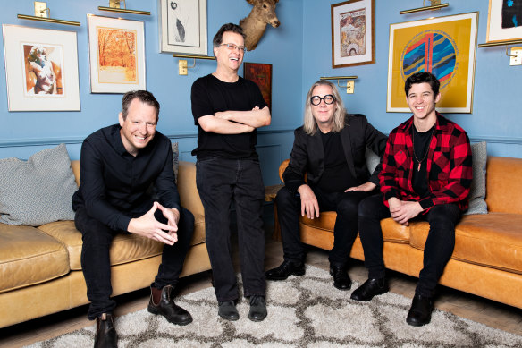 Violent Femmes in 2019. Gordon Gano (second from left) and Brian Ritchie (second from right). For several years drummer John Sparrow (left) and multi-instrumentalist Blaise Garza (right) have been part of the renewed line-up.