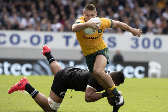 James O’Connor runs the ball in Auckland in 2020.