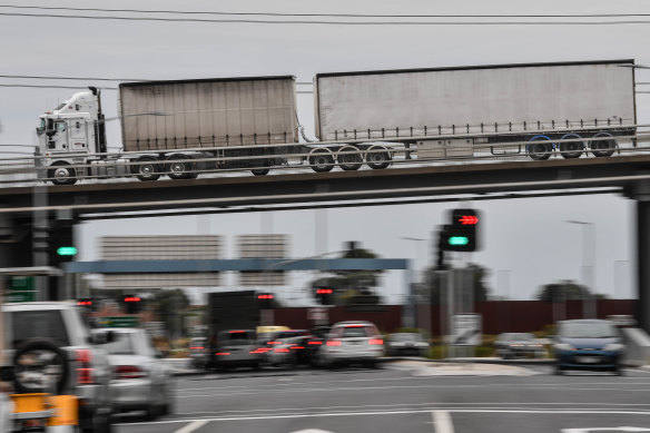 Large trucks using public roads would lose the fuel tax credit under a proposal aimed at saving the budget $4 billion a year.