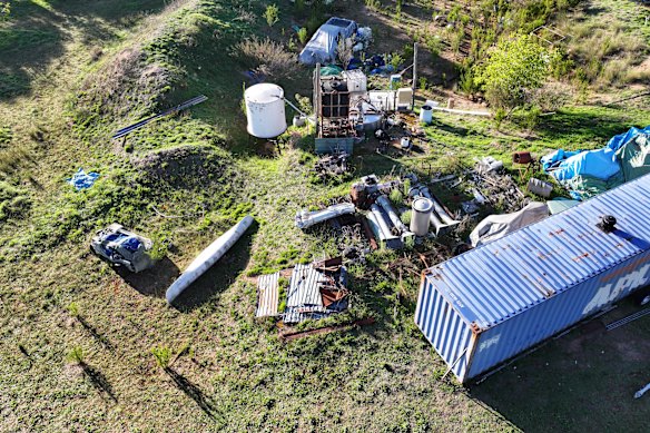 デジ・フリーマンが隠れていたトロゴロングの敷地の空撮。