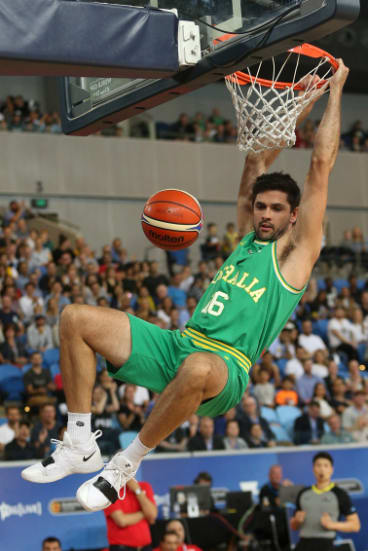 Todd Blanchfield throws down a dunk against Iran.