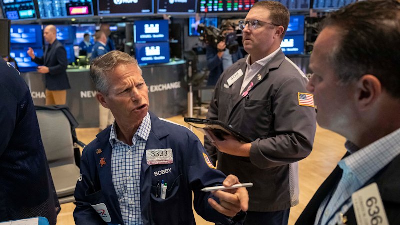 ASX falls as oil price fuels inflation and rate hike fears, bond yields spike