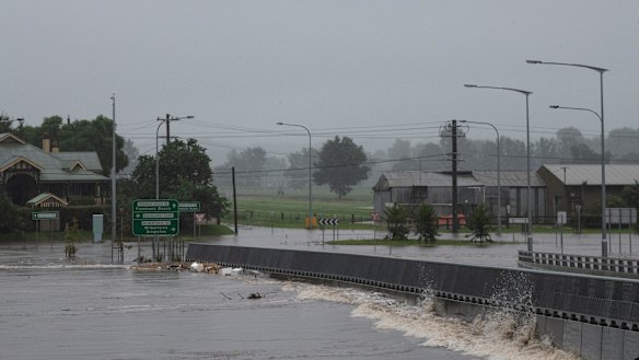 The Windsor Bridge on the Hawkesbury River. 