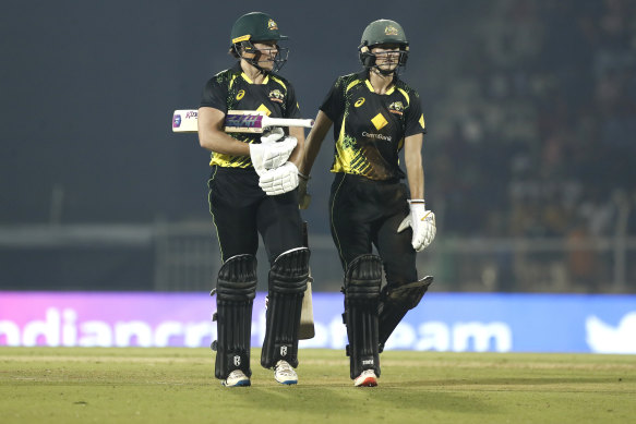 Grace Harris (left) and Ellyse Perry.