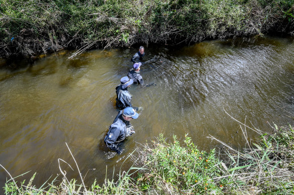 Deep and murky water made difficult search conditions for police on Monday.