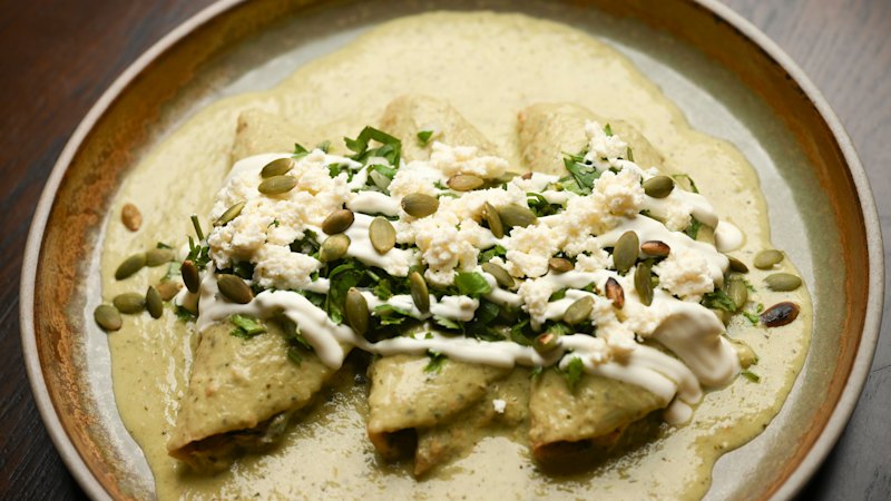 Nova restavracija Maiz y Cacao v Melbournu ponuja mehiško kuhinjo z inovativnimi enchiladami
