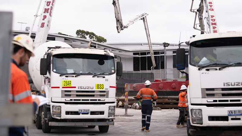 M6 motorway in south Sydney loses promised 2028 opening date