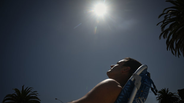 Victoria sizzles for another day as record-breaking heatwave rolls on