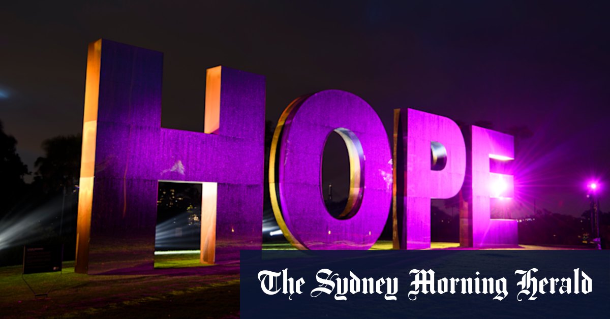 Programs in tatters and audiences halved as Omicron hits Sydney shows - Vimarsana News