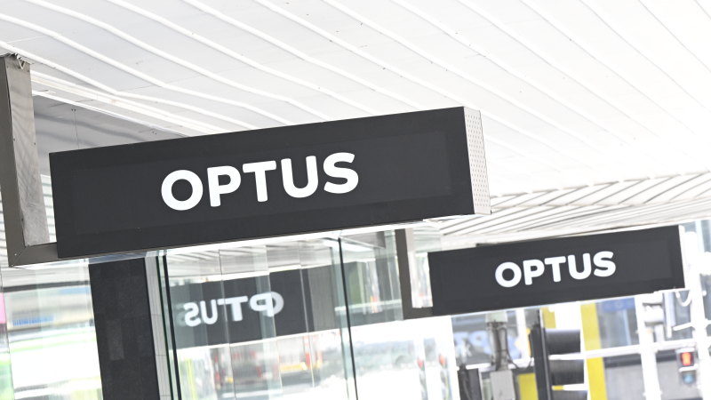 Giving it away: Optus’ novel plan to win back customers