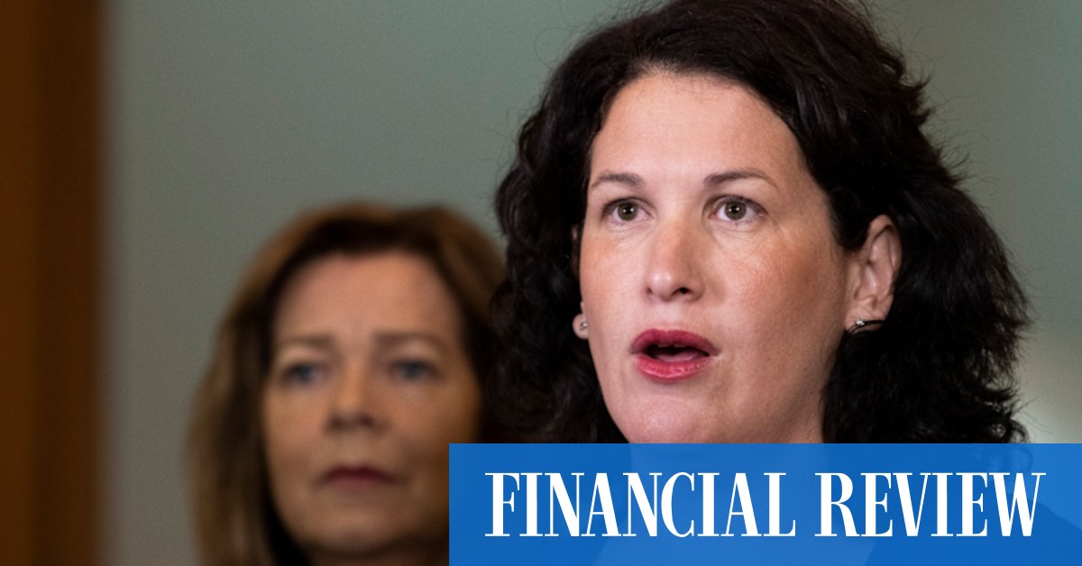 Commonwealth pay deal under threat with claims the CPSU chief Melissa Donnelly is too close to Finance Minister Katy Gallagher. - Vimarsana News