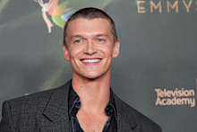 Connor Storrie, sans curls(!!!!)