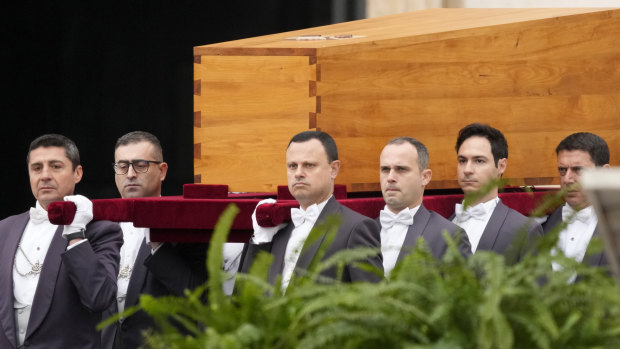 120 cardinals, 400 bishops, 4000 priests and 1 Pope to bury another