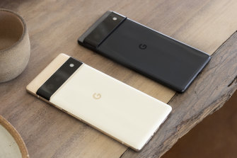 The Pixel 6 Pro (left) and standard Pixel 6 are practically the same size, but the former packs a much larger display.