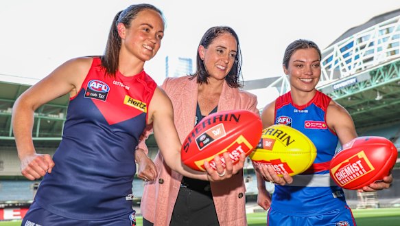 Daisy Pearce, Nicole Livingstone and Western Bulldogs captain Ellie Blackburn.