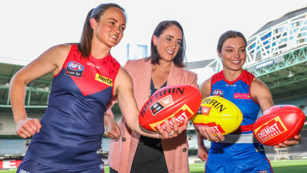 Daisy Pearce, Nicole Livingstone and Western Bulldogs captain Ellie Blackburn.