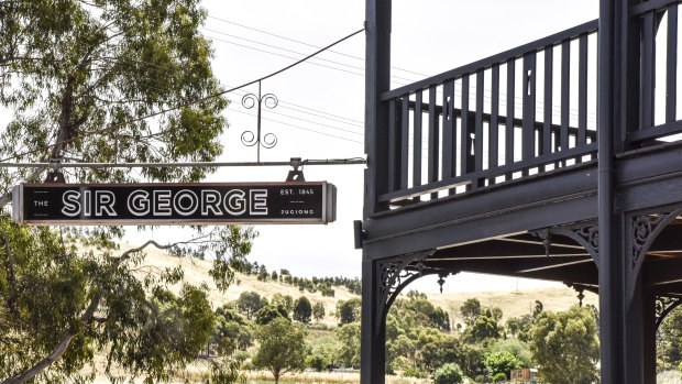 Set in the country town of Jugiong, The Sir George is one of our region’s most popular destination pubs. 