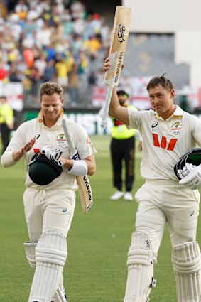 Steve Smith with Marnus Labuschagne in Perth.