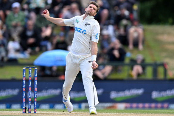 Tim Southee bowled the first over after lunch.