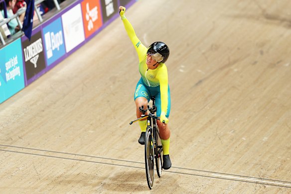 Felicity Wilson-Haffenden celebrates victory after the women’s 4000m team pursuit finals.