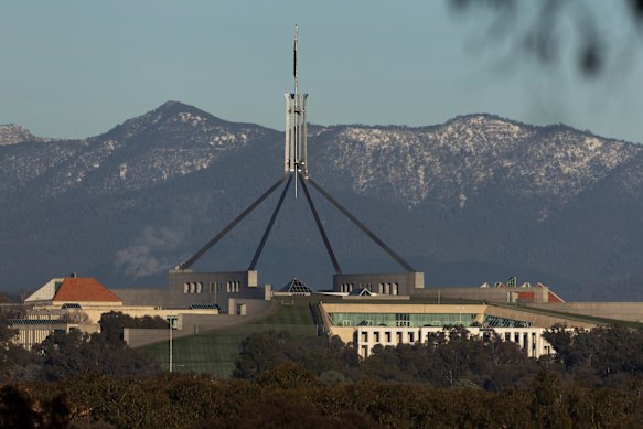 A draft of federal parliament’s new smoking policy has confirmed the worst fears of political puffers.