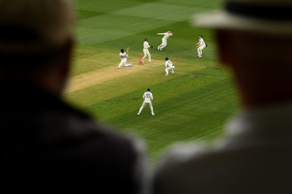 MCG staff have been given the go-ahead to prepare another Test wicket should Melbourne need to rescue the Sydney match.
