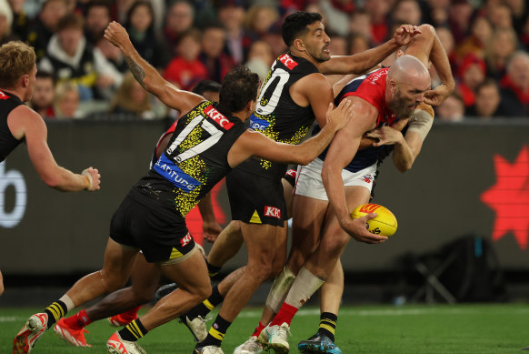 Max Gawn of the Demons is challenged by Marlion Pickett of the Tigers.