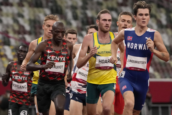 Australians Ollie Hoare and Stewart McSweyn chase Ingebrigtsen in the 1500m Olympic final in Tokyo.