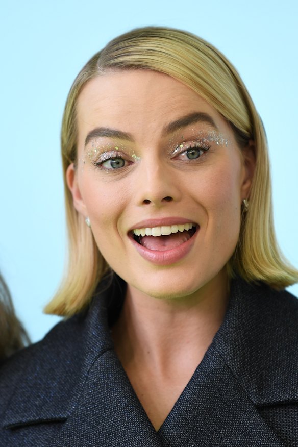 Margot Robbie "wants" to play Australian golfing champion Jan Stephenson.