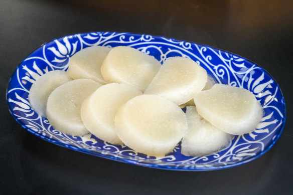 Kwanga (fermented cassava).