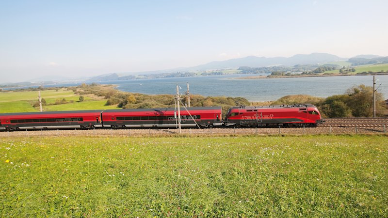 Editors’ Picks highlight European high-speed scenic train experience at 230 km/h