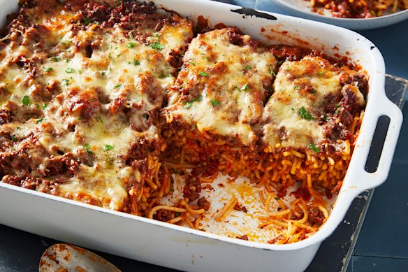 RecipeTin Eats (Nagi Maehashi) SOS recipe: bolognese pasta bake.