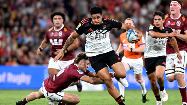 Frustrated Reds fall to 12th-straight loss to Crusaders