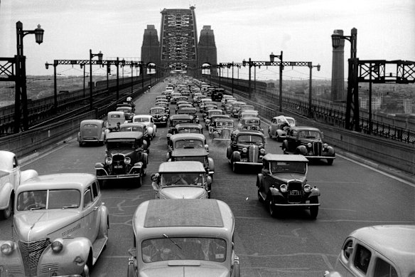 Hive of activity: a traffic jam on the bridge in 1946.