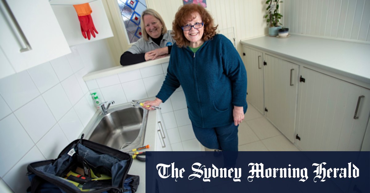 Home maintenance course teaches DIY fix a tap washer, car maintenance, and cooking skills - Vimarsana News