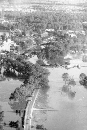Aerial view of floodwaters at Wangaratta.