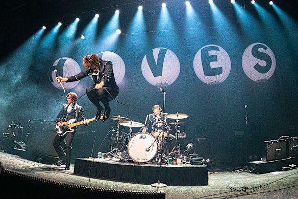 The Hives don’t just play – they put on a show. 