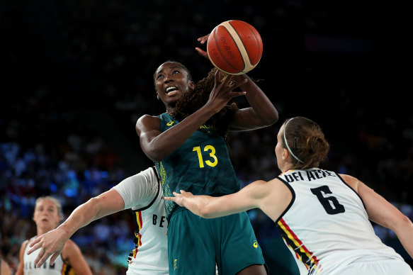 Ezi Magbegor did her best impression on a young Lauren Jackson in the bronze-medal game.