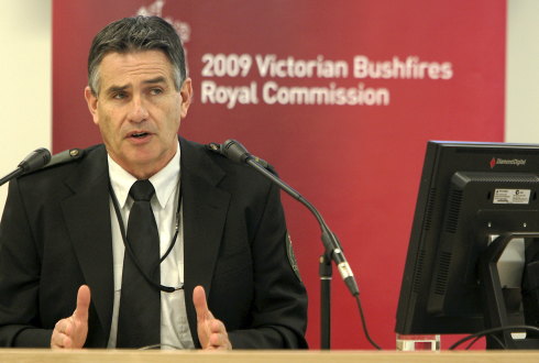 Ewan Waller giving evidence at the Royal Commission in 2009.