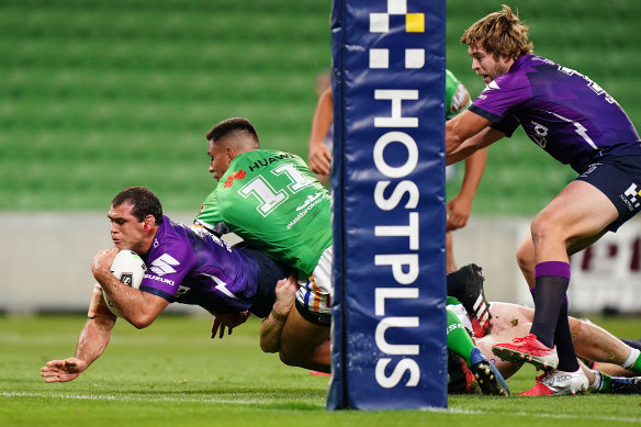 Dale Finucane scored Melbourne's try after a pass from Cameron Smith.