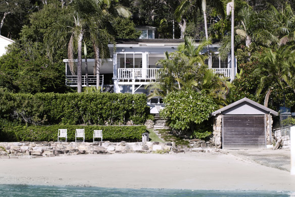 Sophie Lee bought the beachfront house in Palm Beach in 2014 from Collette Dinnigan.