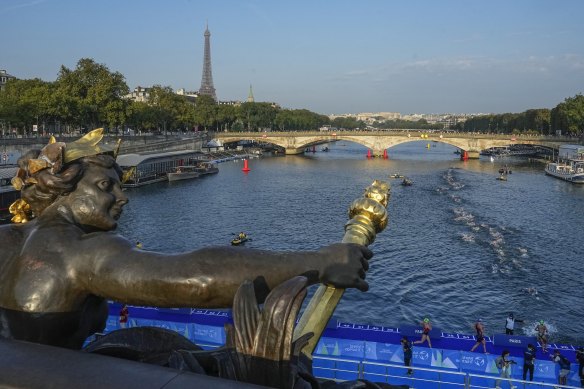 The River Seine is still failing water quality tests, one month before it is scheduled to host open-water events and the swimming leg of the triathlon.