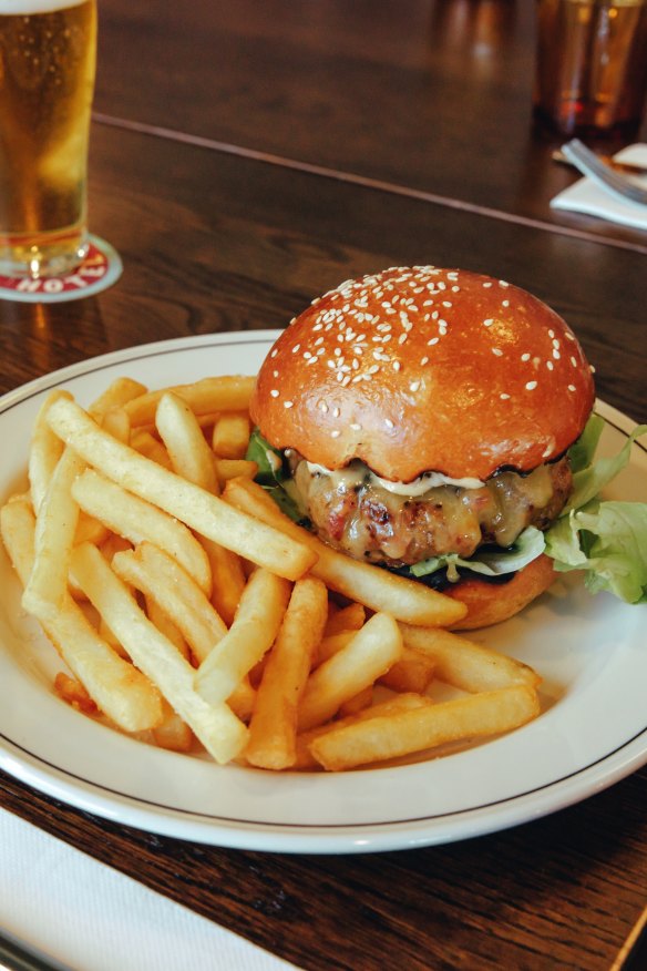 Cheeseburger.