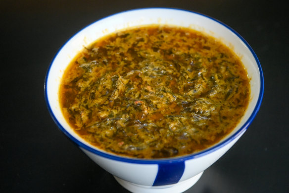 Fumbwa (wild spinach cooked with peanut butter).