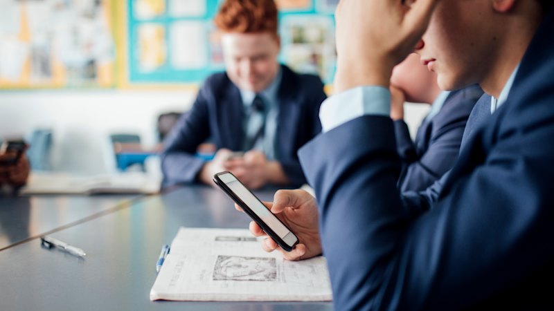 WA schools not prepared for ‘anxiety, irritability’ that will come with looming social media ban
